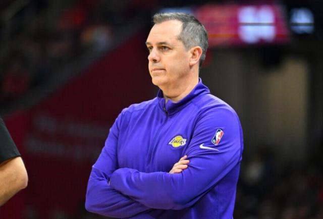 mk体育入口-季前赛全败沃格尔已察觉问题 湖人出局他彻底摊牌